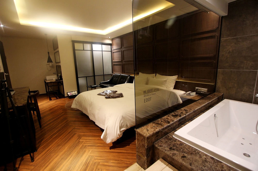 Dublin Hotel Пусан Экстерьер фото