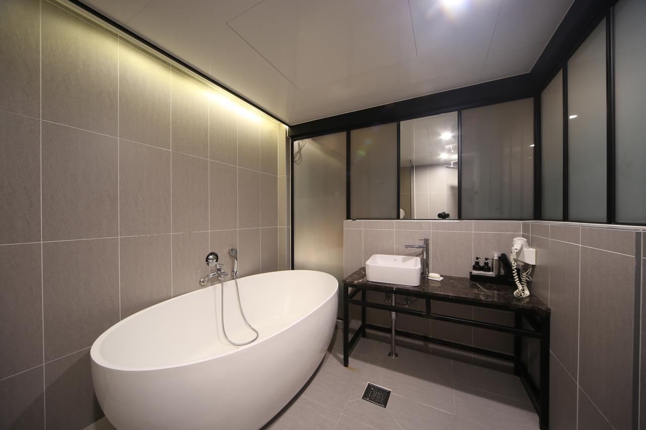 Dublin Hotel Пусан Экстерьер фото